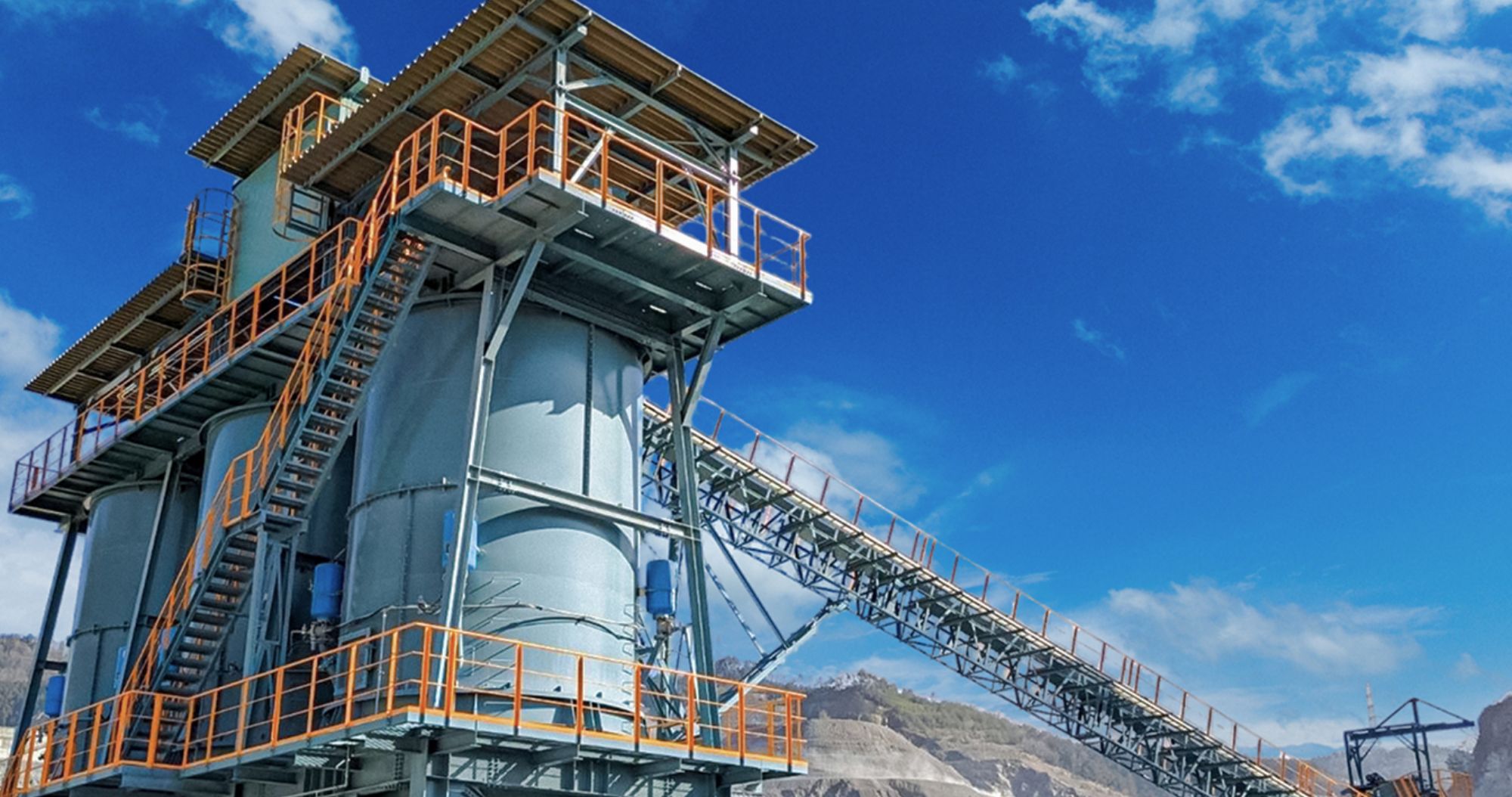 骨材の安定供給を通じて、社会基盤を支える。